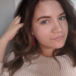 Meet your Posher, Britta